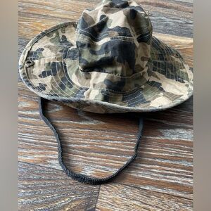 Camo Boonie Hat with Chin Strap - Kids